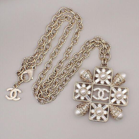 Chanel Cc Imitation Pearl Rhinestone #155669C98B - Picture 3 of 11